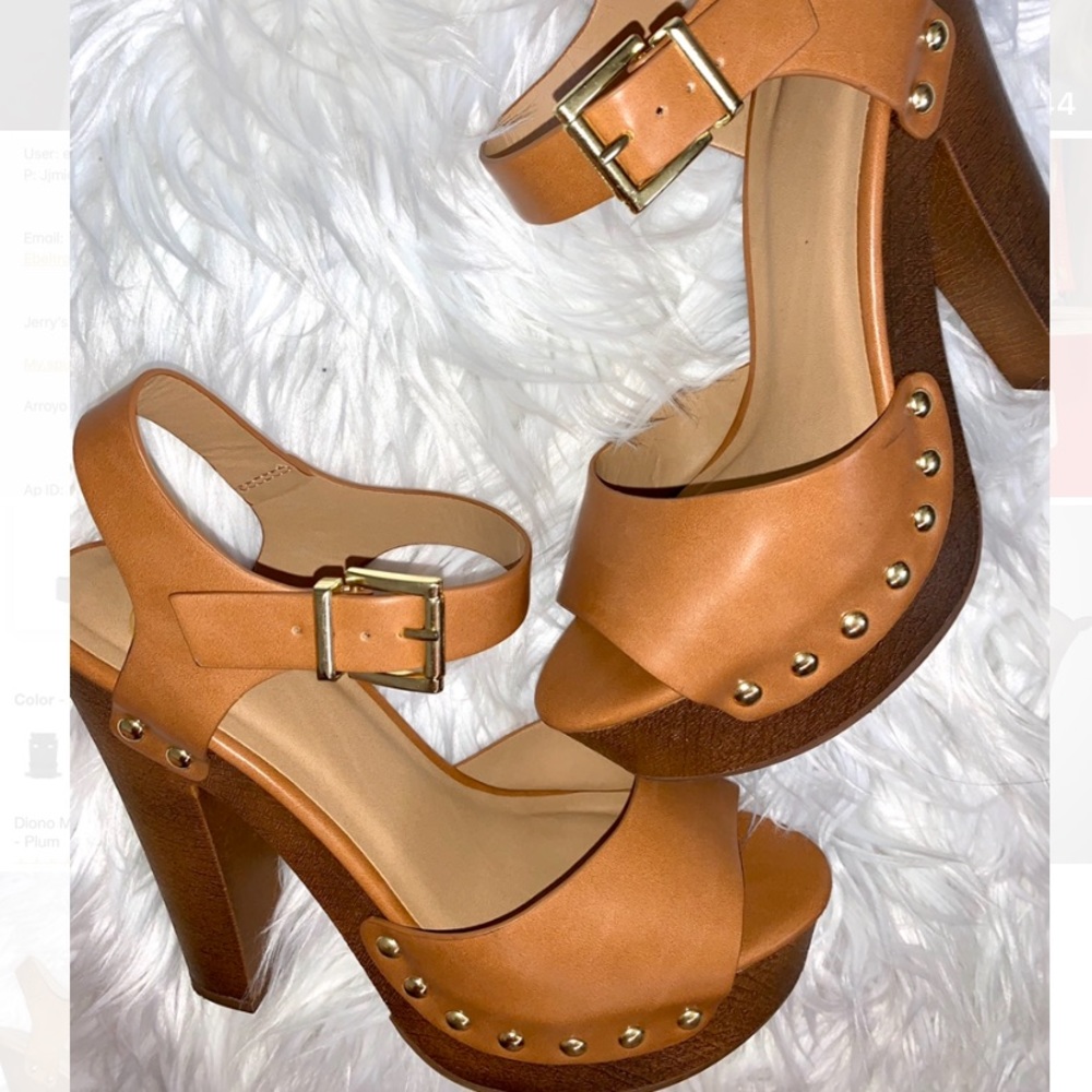 Brown platform heel with gold studs
